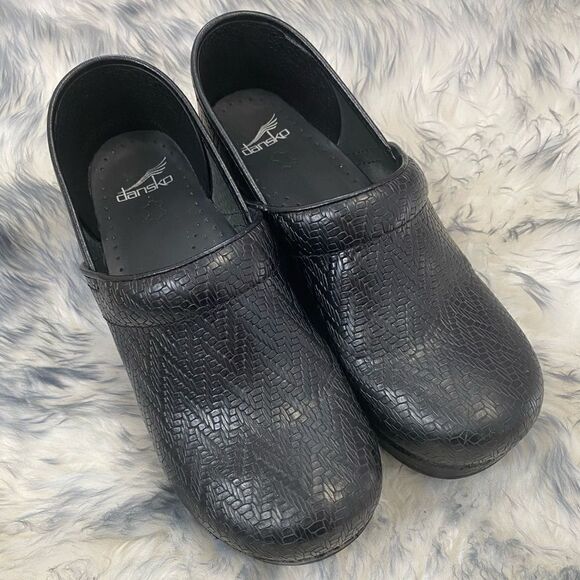 Dansko Black Leather Clogs Women Size 11 - Picture 1 of 8